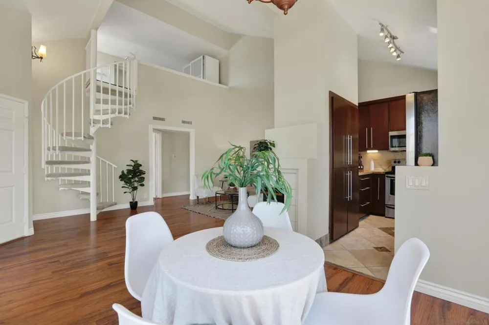 7250 Calle Cristobal #36 San Diego, CA 92126