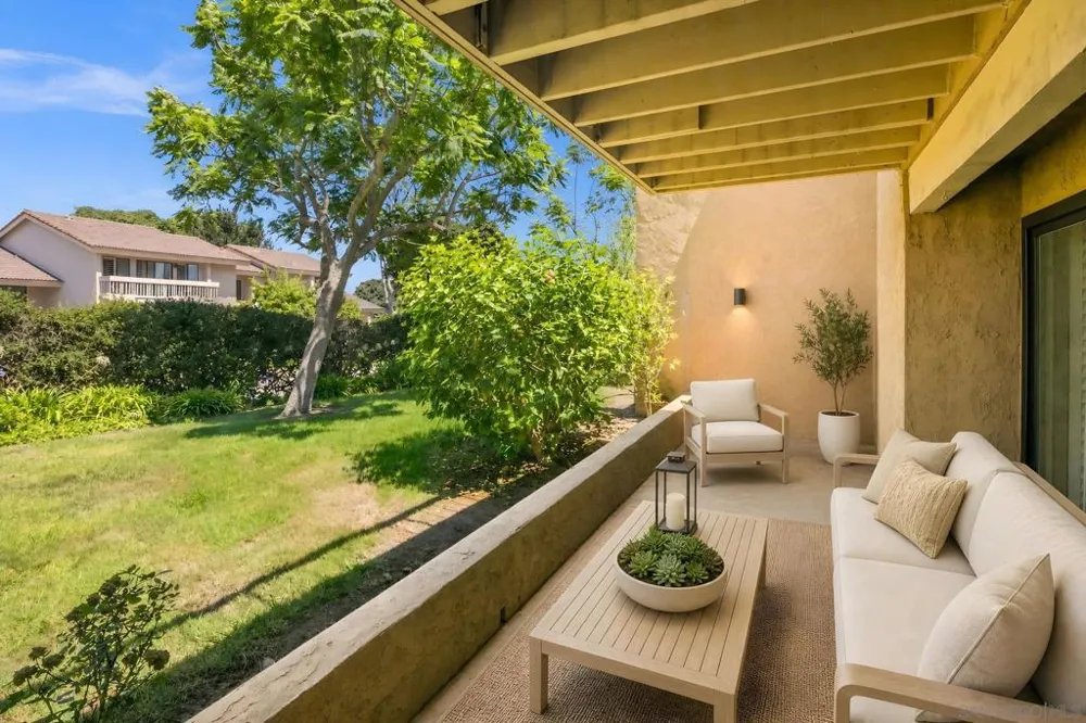 2538 Caminito Muirfield La Jolla, CA 92037