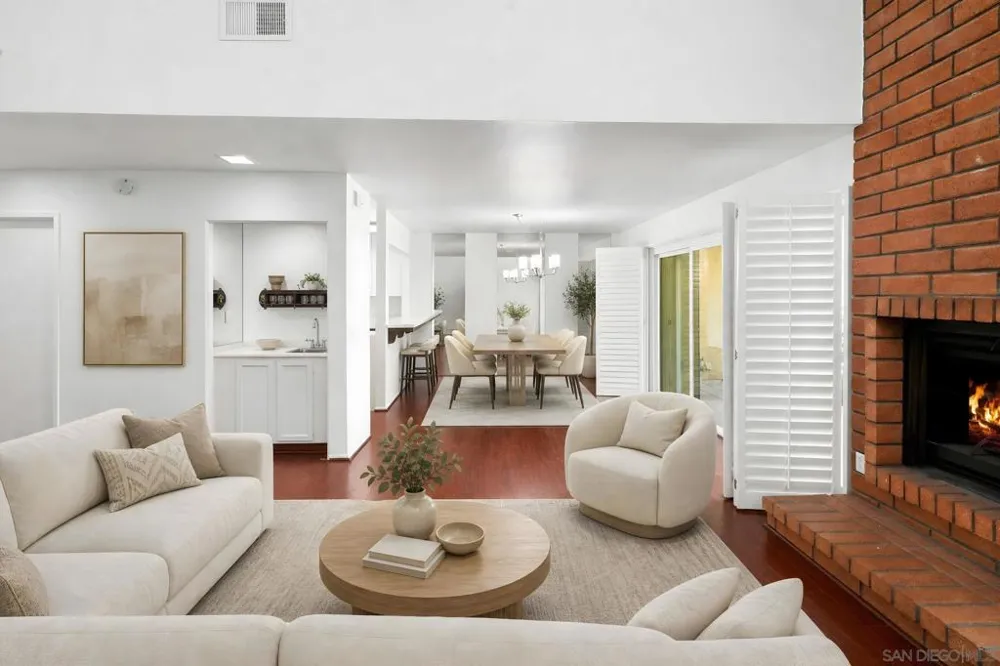 2538 Caminito Muirfield La Jolla, CA 92037