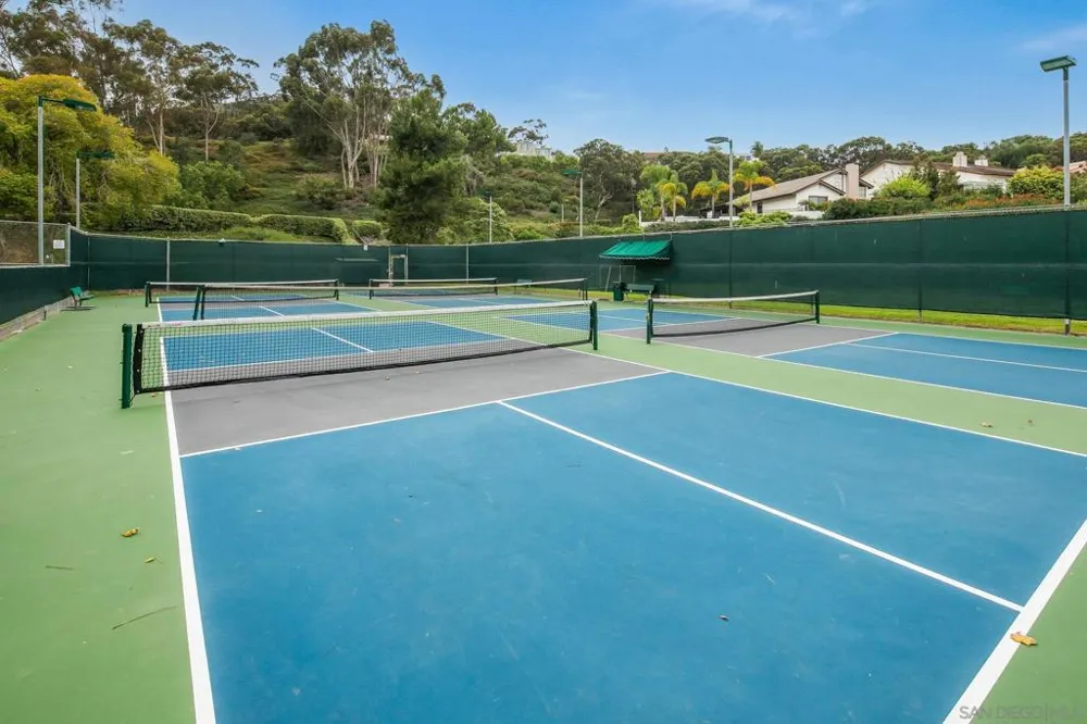 2538 Caminito Muirfield La Jolla, CA 92037