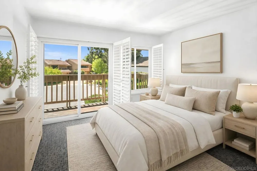2538 Caminito Muirfield La Jolla, CA 92037