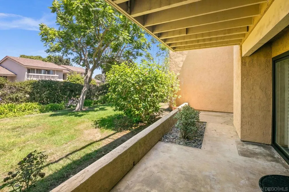 2538 Caminito Muirfield La Jolla, CA 92037