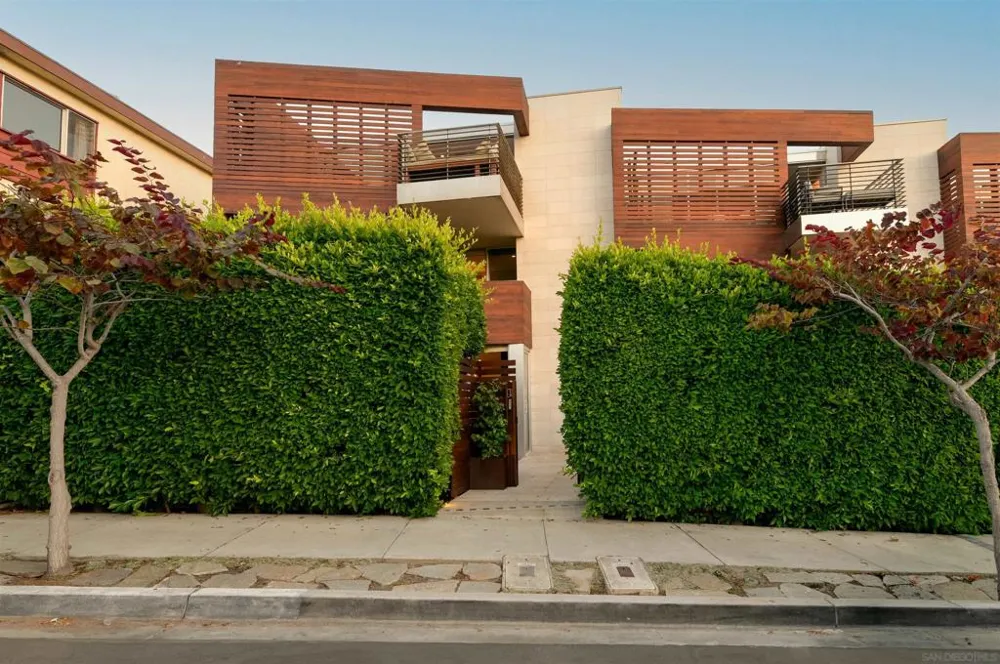 435 Ravina La Jolla, CA 92037