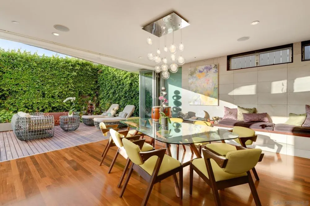 435 Ravina La Jolla, CA 92037