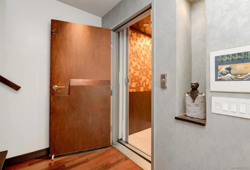 435 Ravina La Jolla, CA 92037