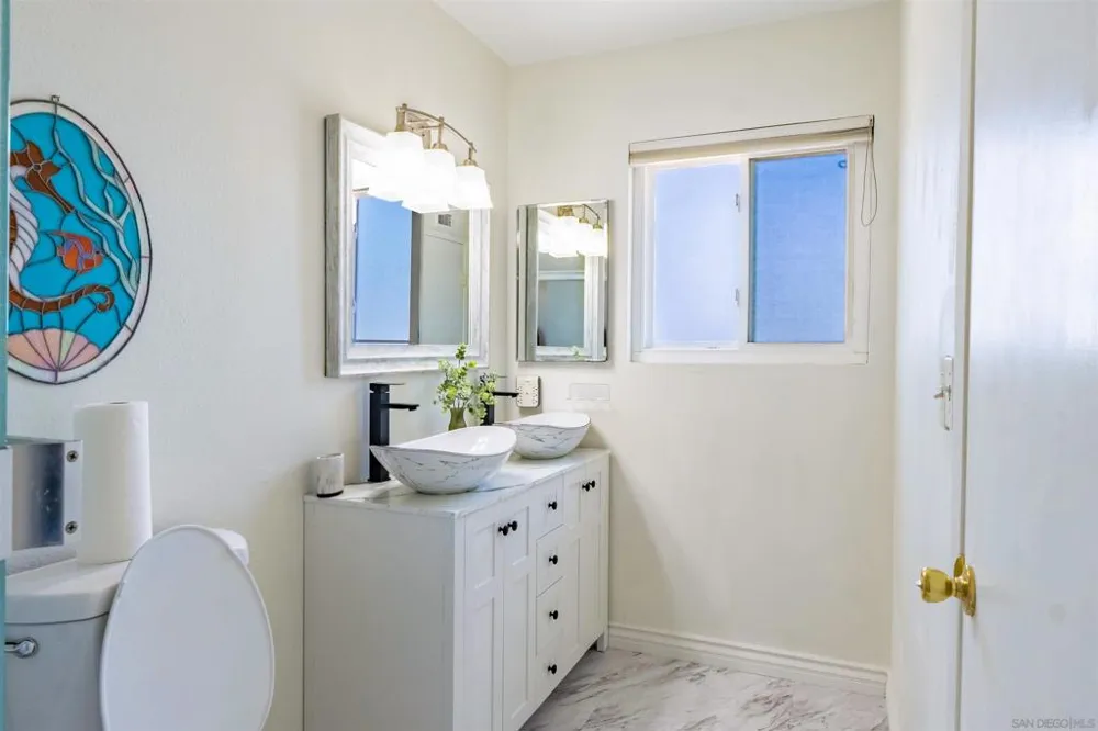 7906 Anders Circle La Mesa, CA 91942