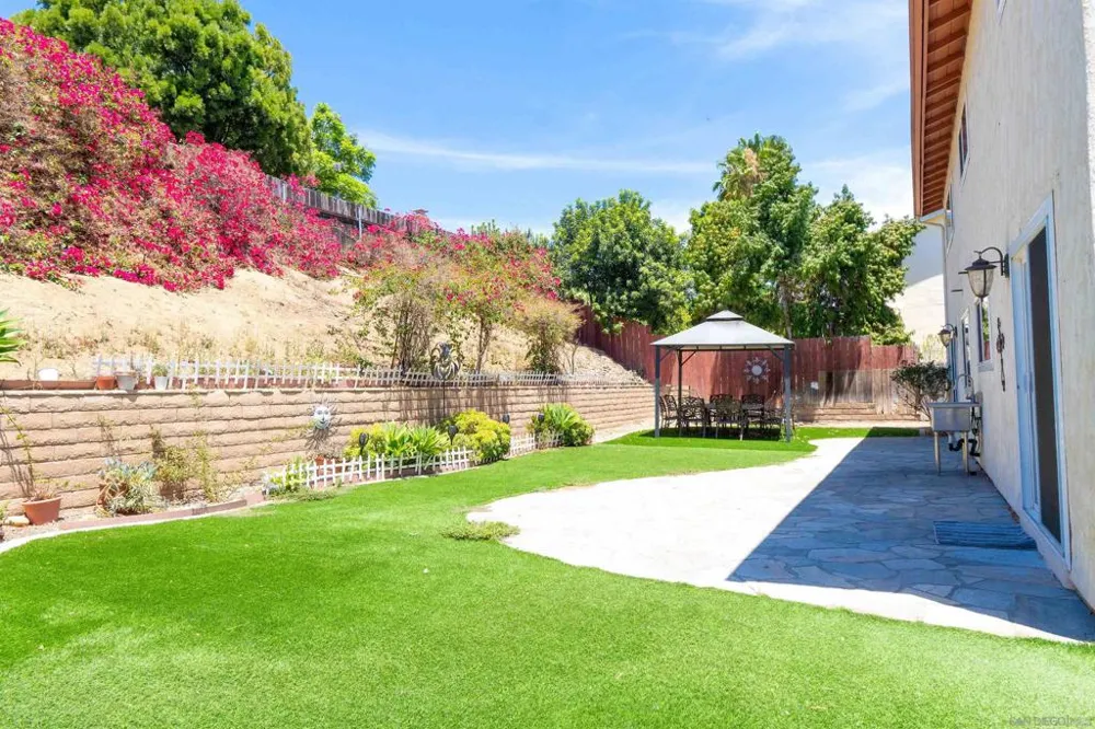 7906 Anders Circle La Mesa, CA 91942