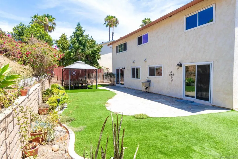 7906 Anders Circle La Mesa, CA 91942
