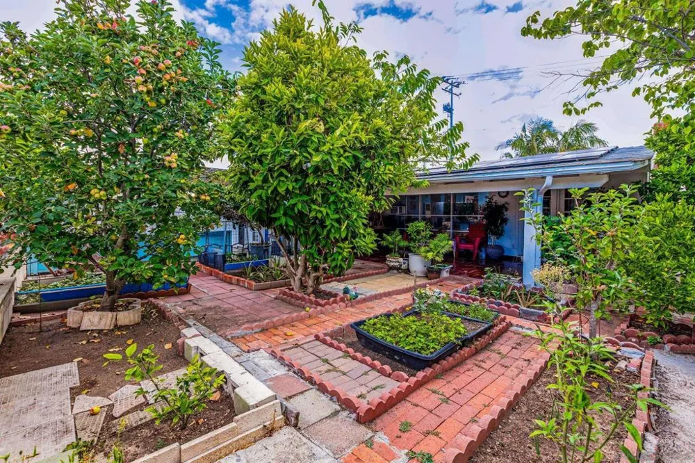2578 Moonstone San Diego, CA 92123