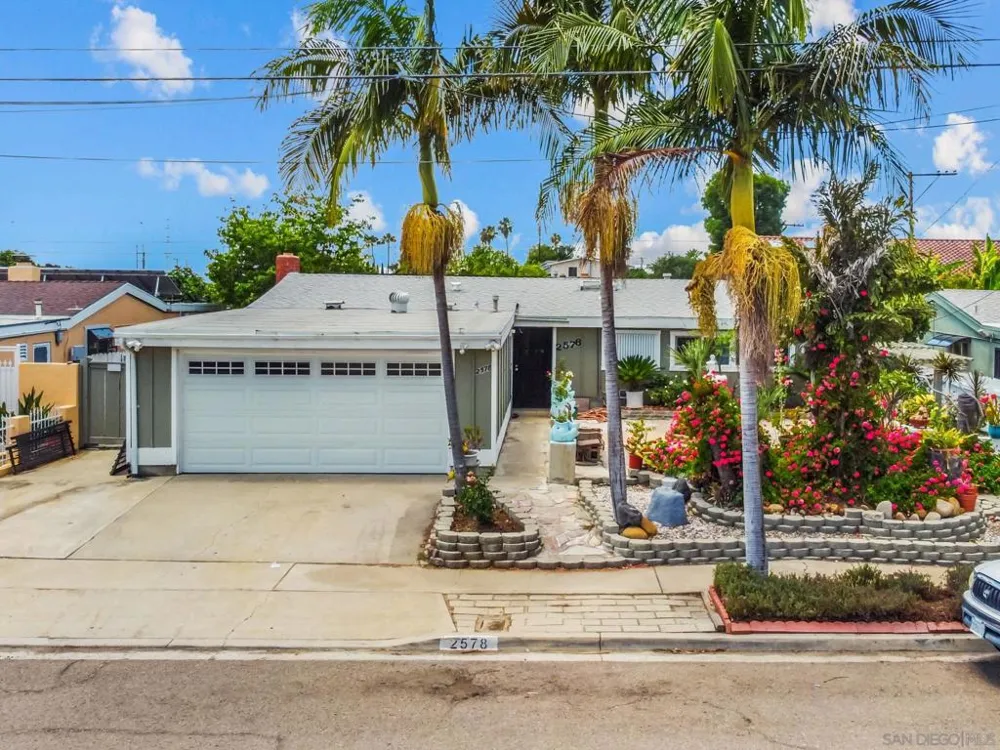 2578 Moonstone San Diego, CA 92123