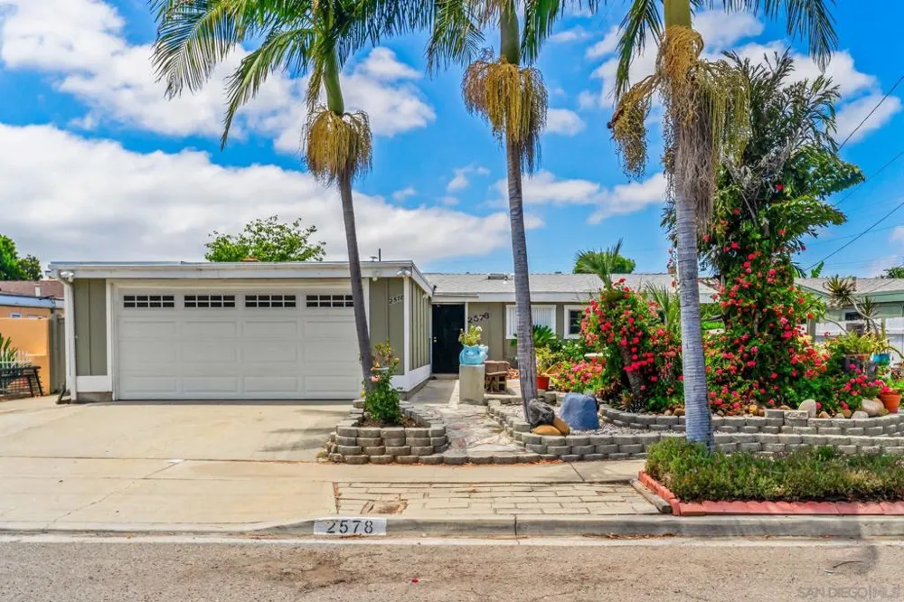 2578 Moonstone San Diego, CA 92123