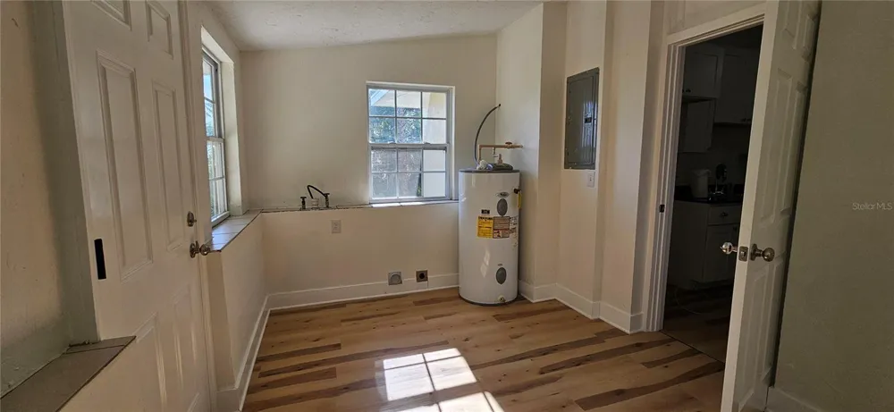709 S HIGHLAND STREET Mount Dora, FL 32757
