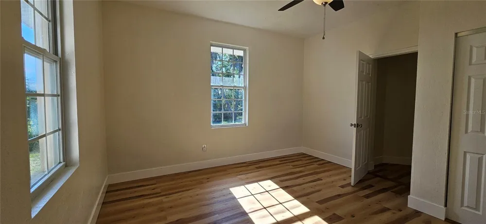 709 S HIGHLAND STREET Mount Dora, FL 32757