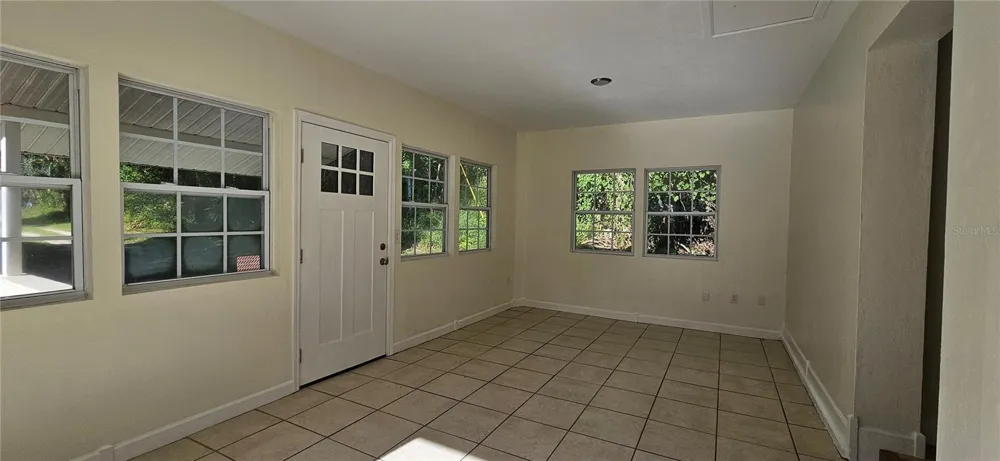 709 S HIGHLAND STREET Mount Dora, FL 32757