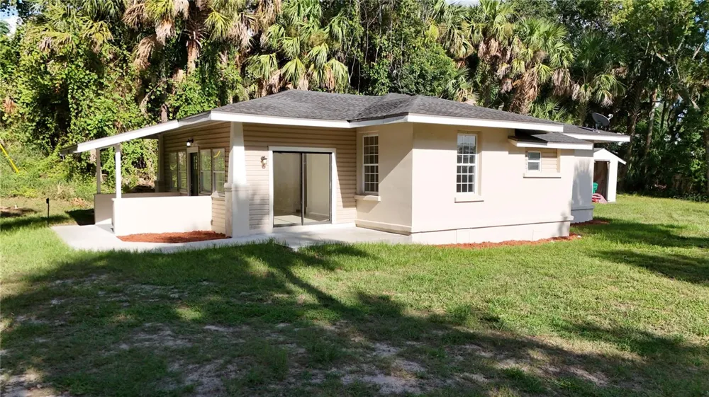 709 S HIGHLAND STREET Mount Dora, FL 32757