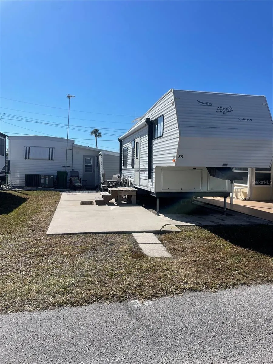 39 ILLINOIS STREET Palmetto, FL 34221