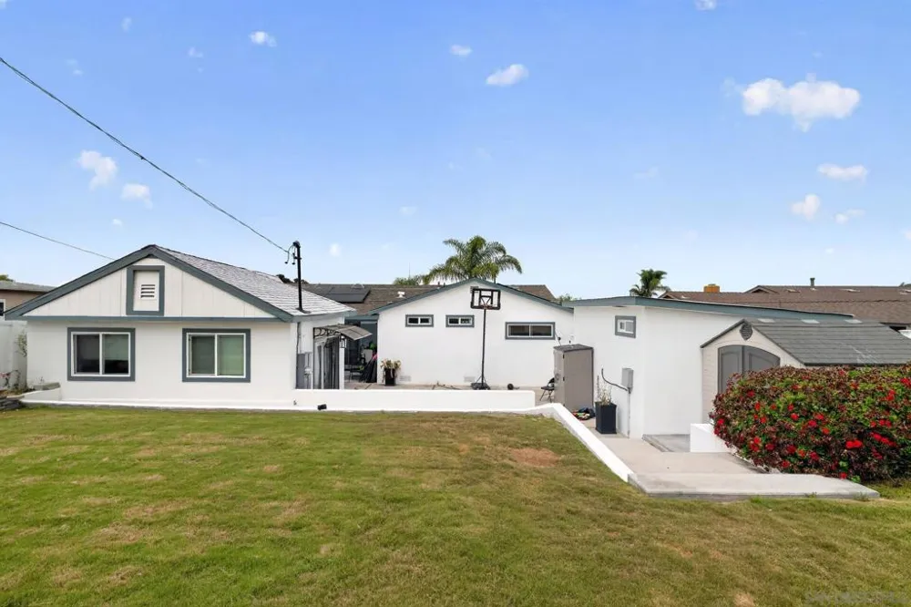 687 Arthur Ave Chula Vista, CA 91910