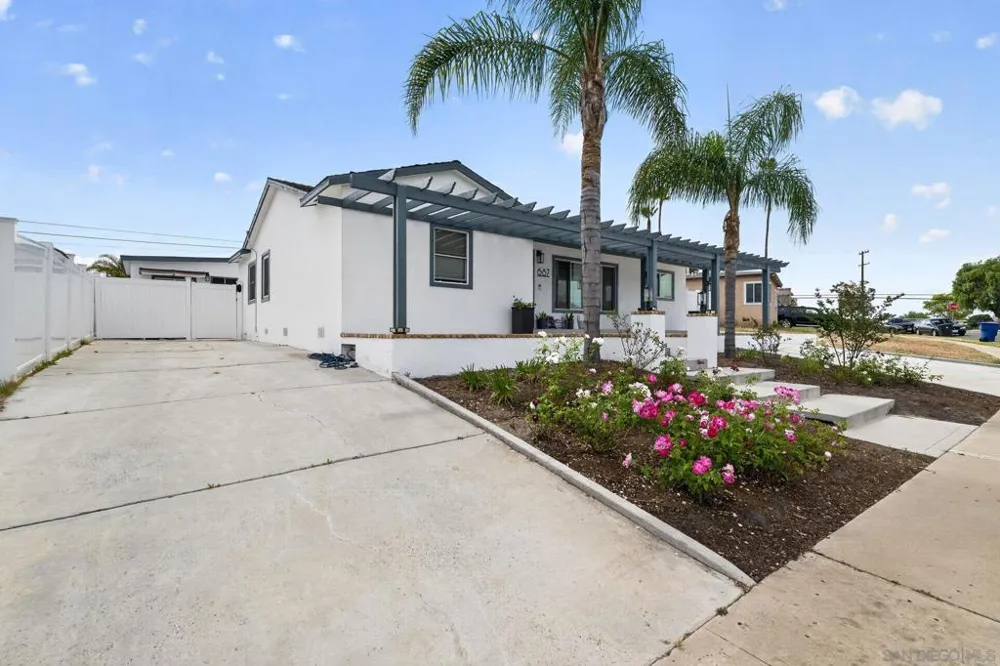 687 Arthur Ave Chula Vista, CA 91910