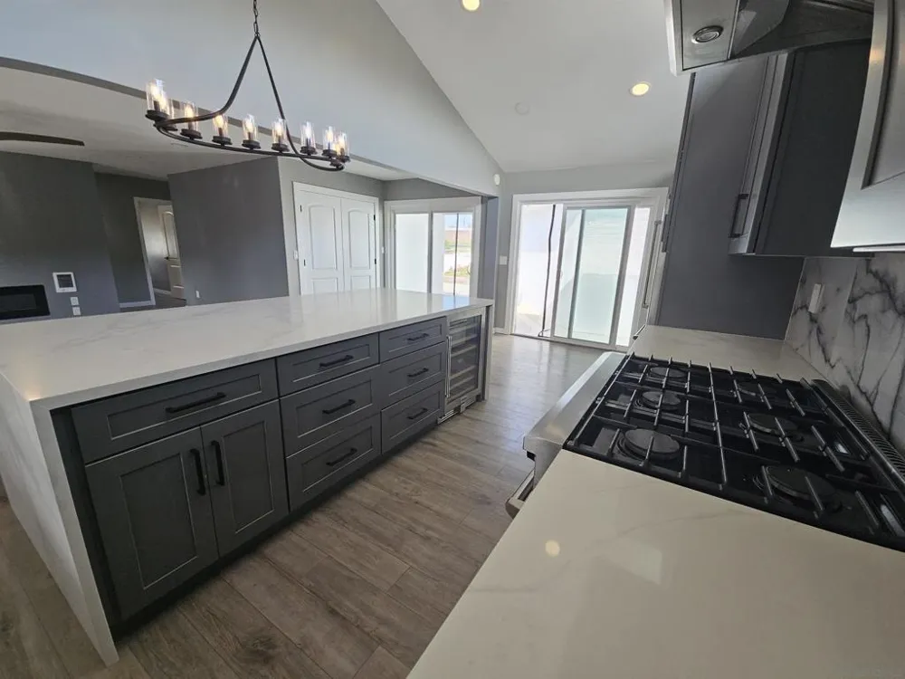687 Arthur Ave Chula Vista, CA 91910