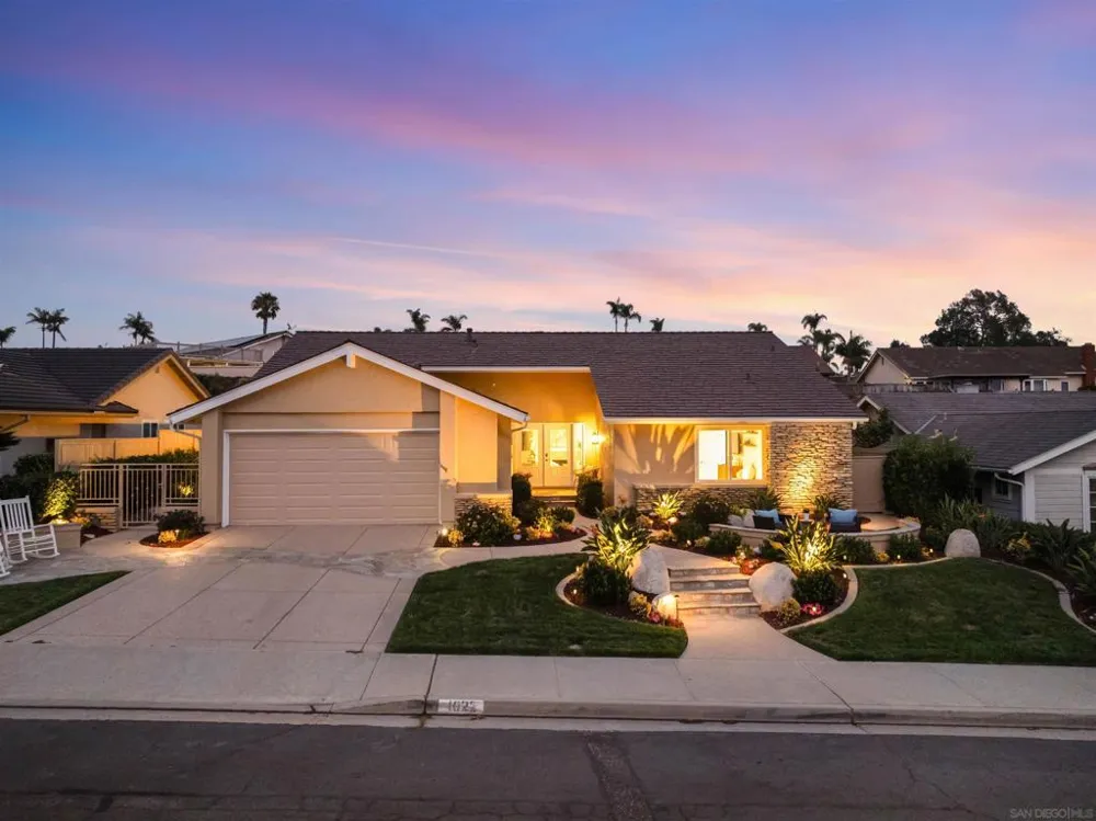 1022 Daisy Ave Carlsbad, CA 92011