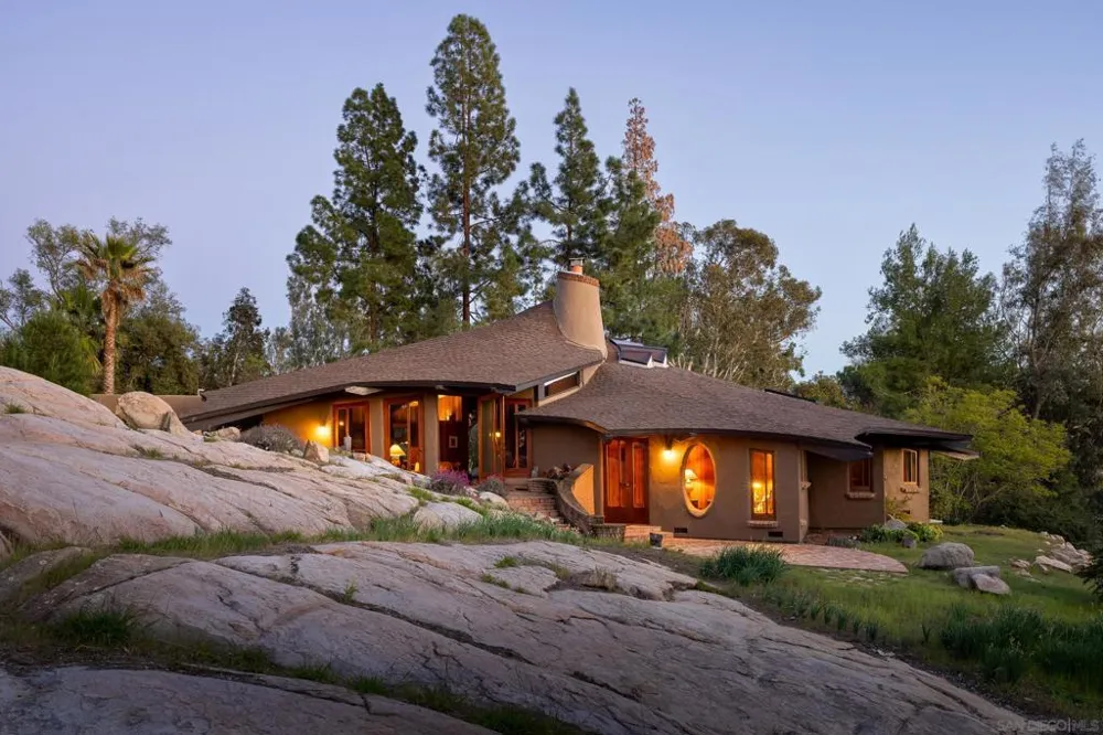 16512 Wilderness Rd Poway, CA 92064