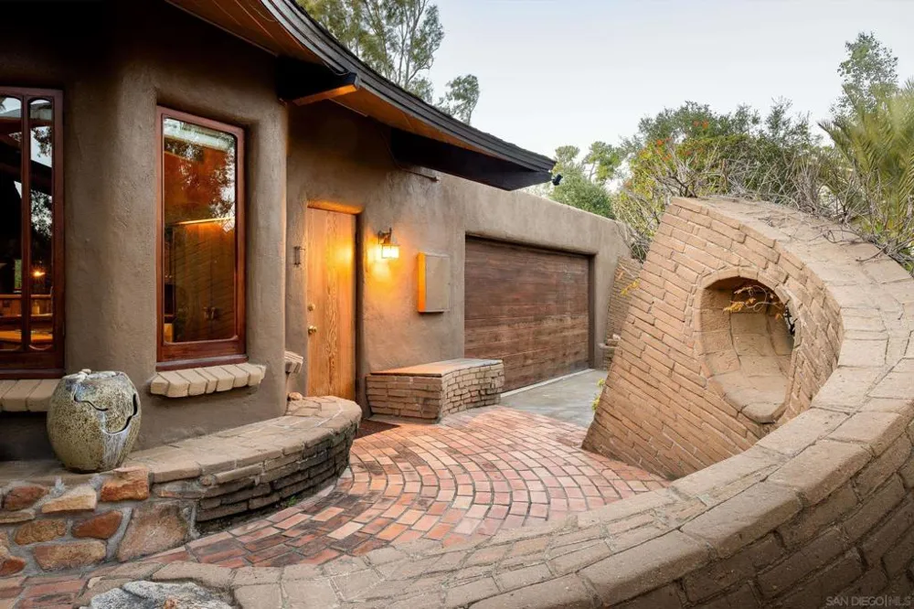16512 Wilderness Rd Poway, CA 92064