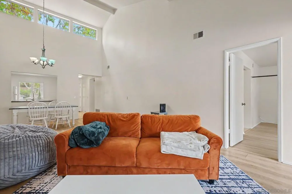 3145 Evening Way #C La Jolla, CA 92037