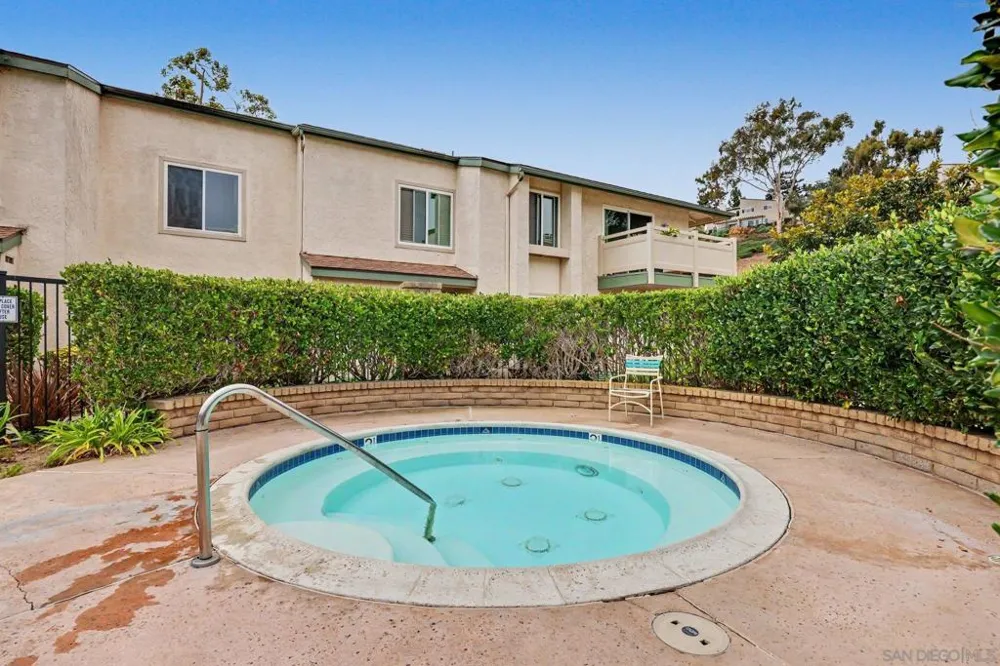 3145 Evening Way #C La Jolla, CA 92037