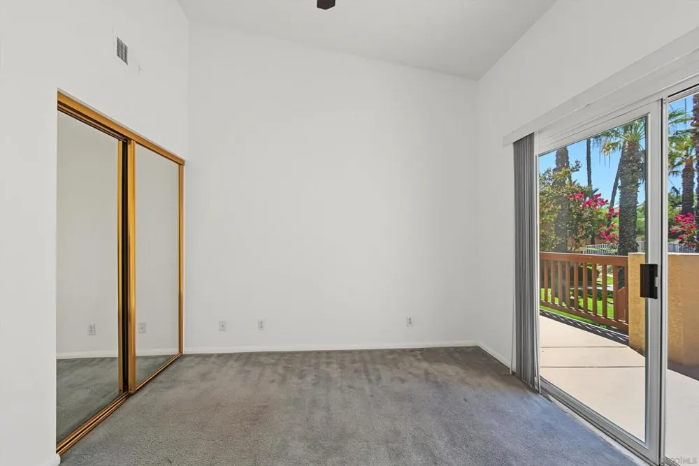 42140 Lyndie Ln #20 Temecula, CA 92591