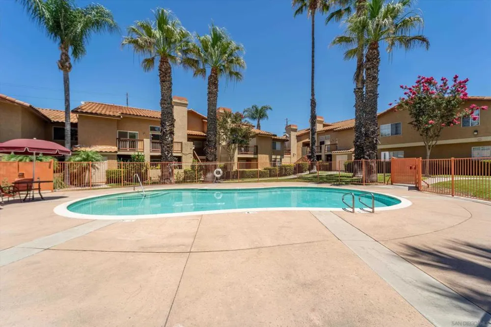 42140 Lyndie Ln #20 Temecula, CA 92591