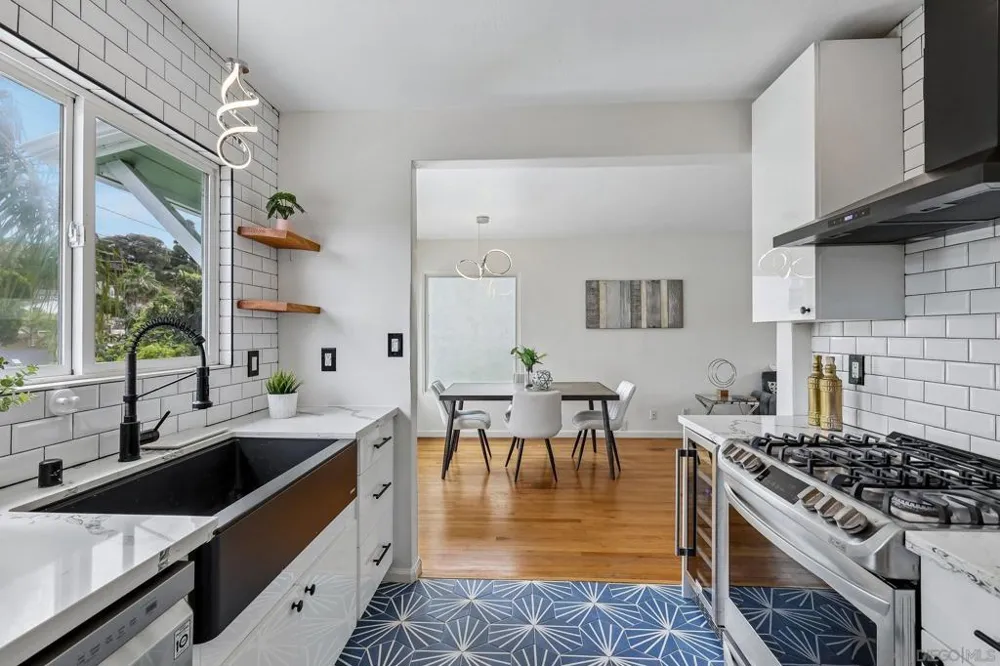 3542 Wawona Dr San Diego, CA 92106