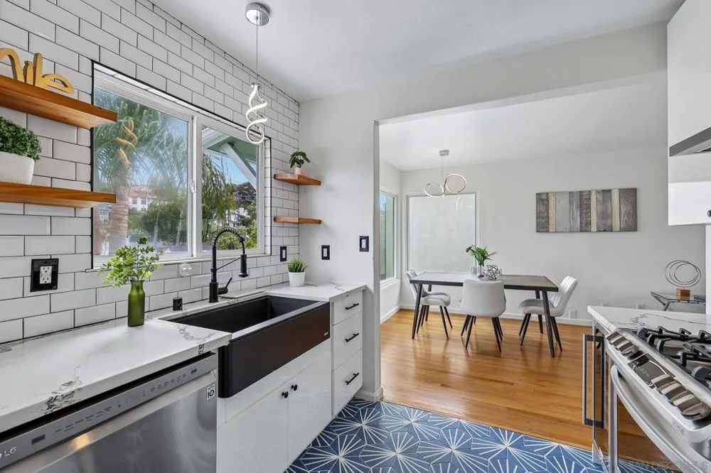 3542 Wawona Dr San Diego, CA 92106