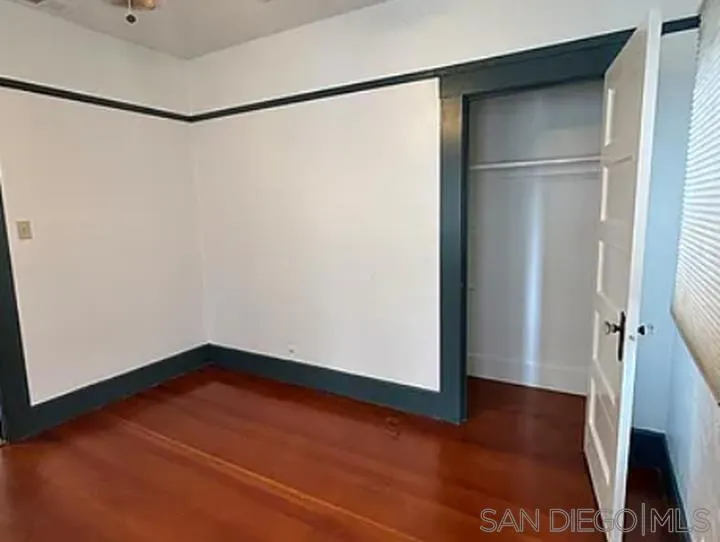 2220 Rosecrans Point Loma, CA 92106