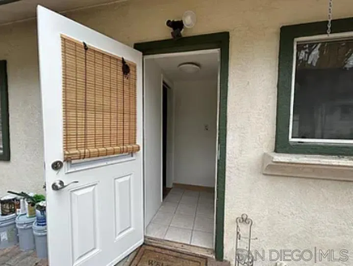 2220 Rosecrans Point Loma, CA 92106
