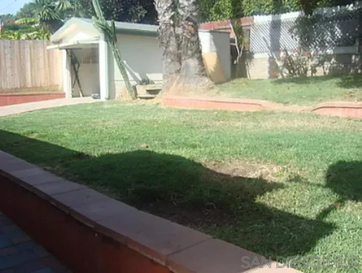 2220 Rosecrans Point Loma, CA 92106