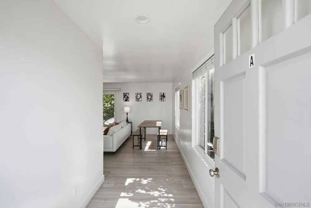521 Arenas St La Jolla, CA 92037