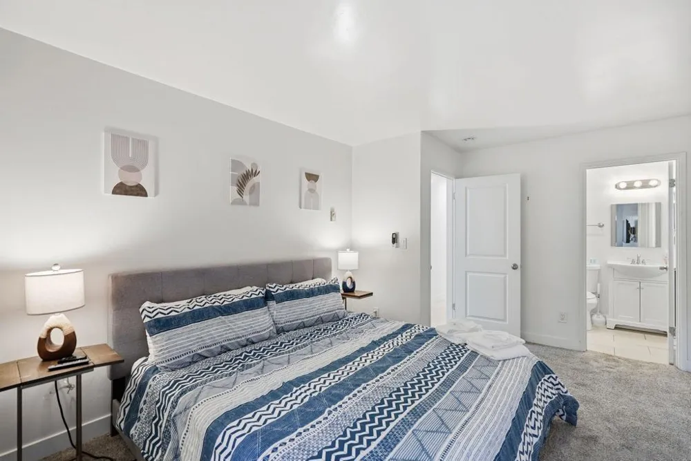 521 Arenas St La Jolla, CA 92037