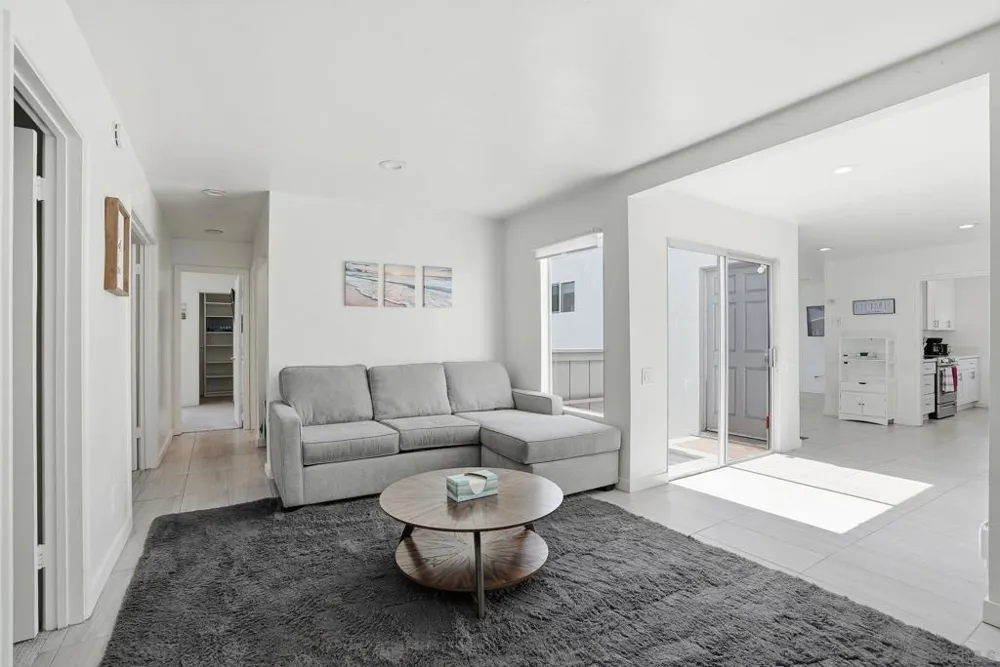 521 Arenas St La Jolla, CA 92037