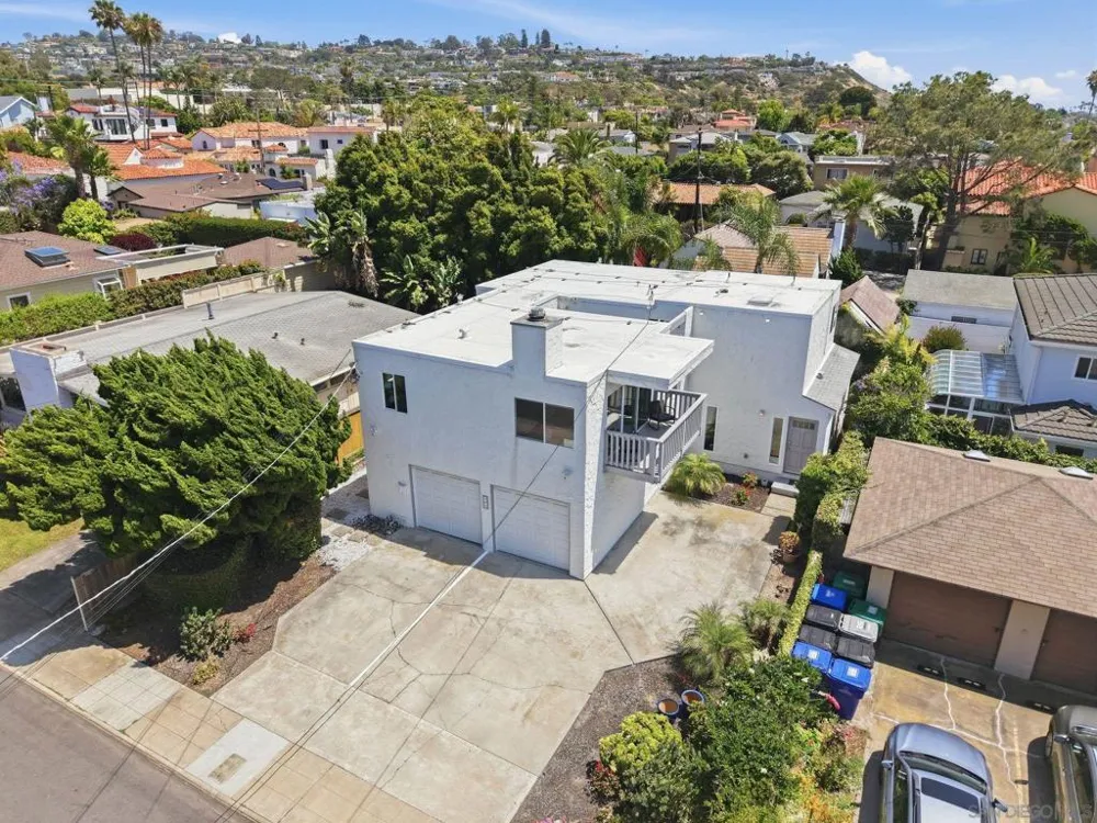 521 Arenas St La Jolla, CA 92037