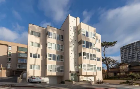 1039 Coast Blvd #E