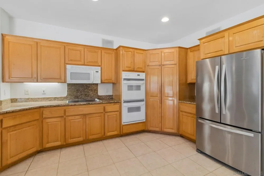 29081 Fruitvale Valley Center, CA 92082