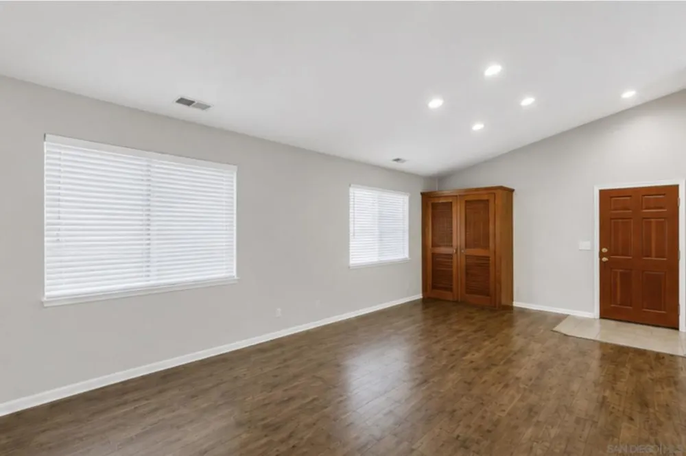 29081 Fruitvale Valley Center, CA 92082