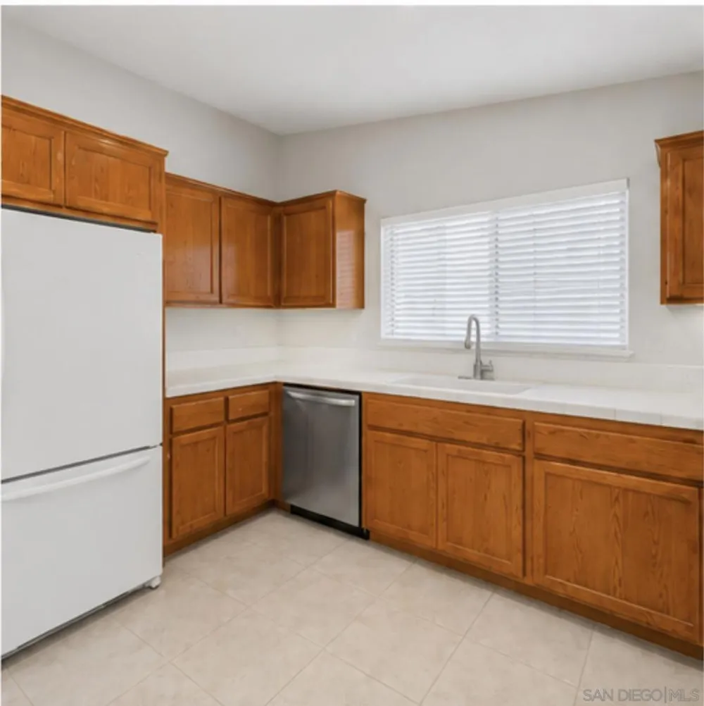29081 Fruitvale Valley Center, CA 92082