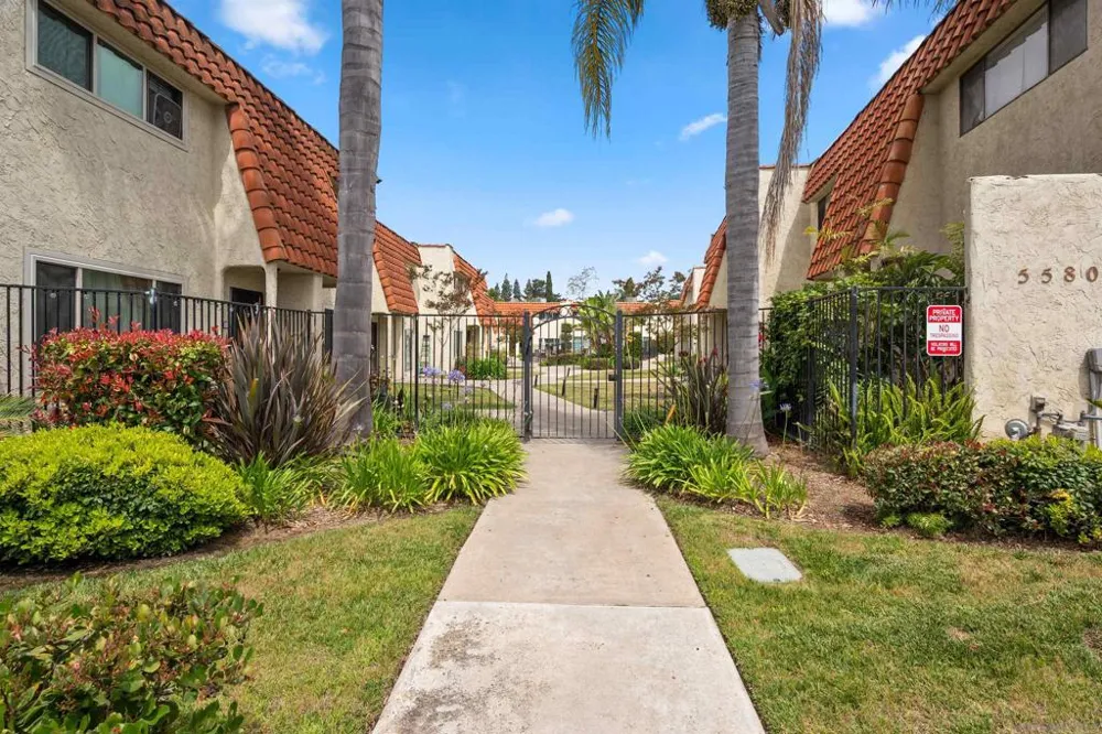 5580 Lake Park Way #28 La Mesa, CA 91942