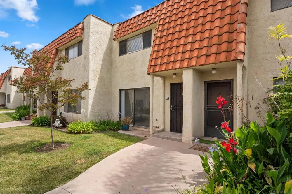 5580 Lake Park Way #28 La Mesa, CA 91942