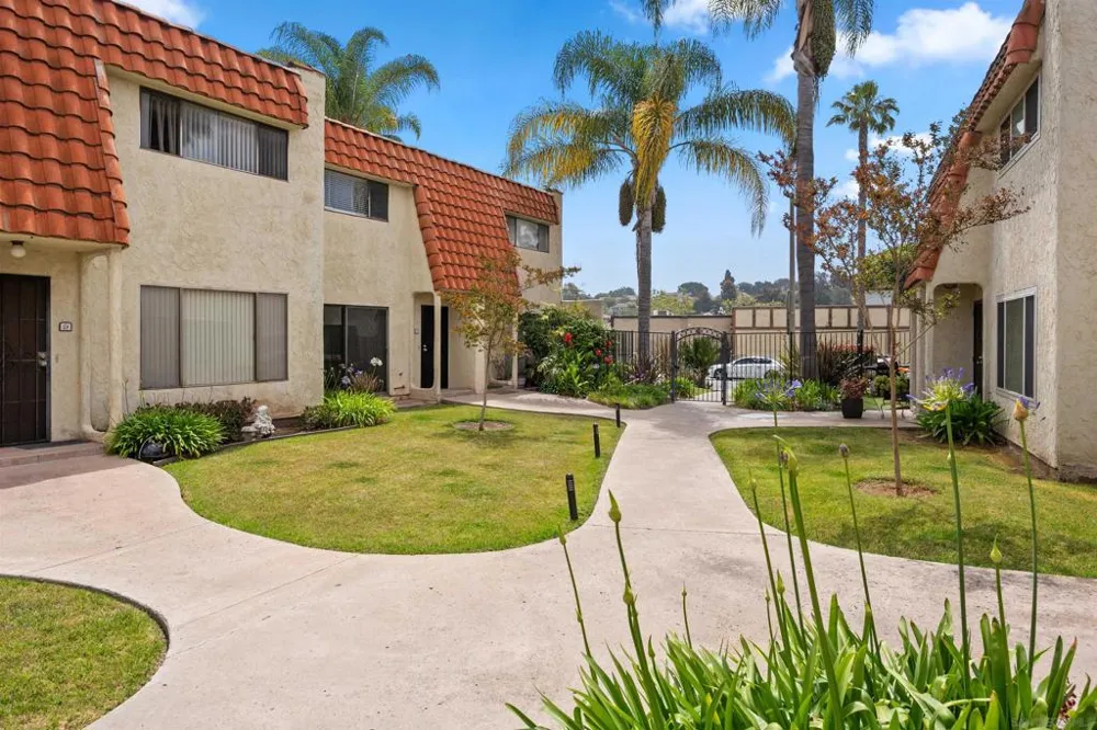 5580 Lake Park Way #28 La Mesa, CA 91942