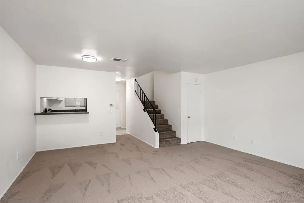 5580 Lake Park Way #28 La Mesa, CA 91942