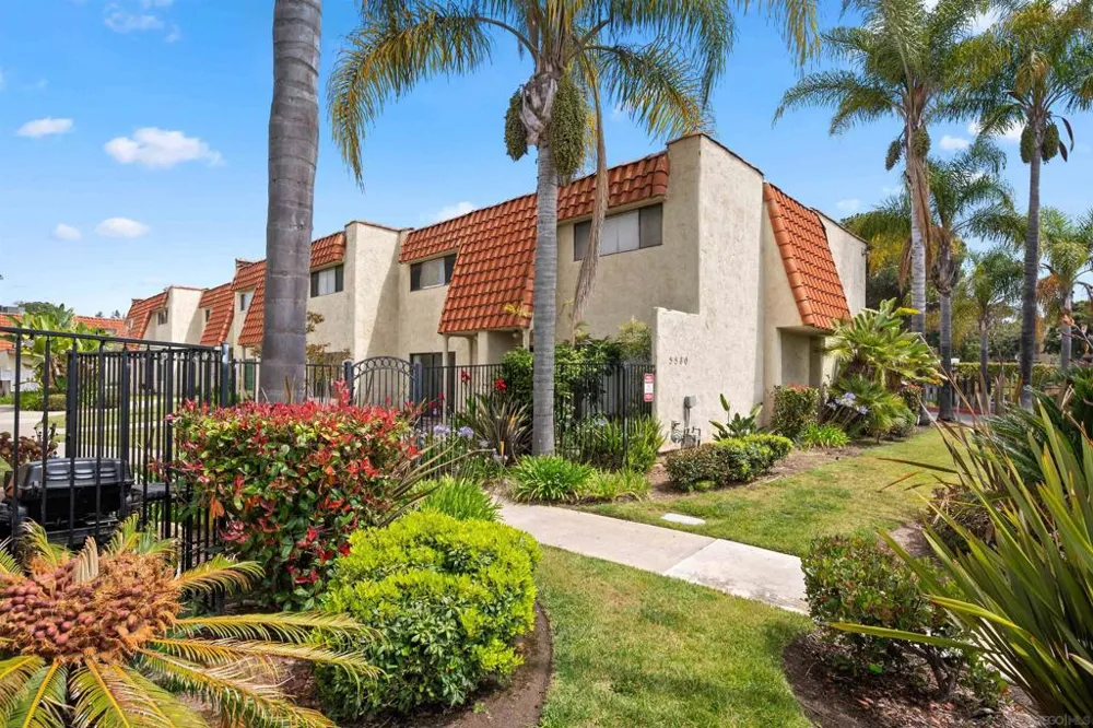 5580 Lake Park Way #28 La Mesa, CA 91942