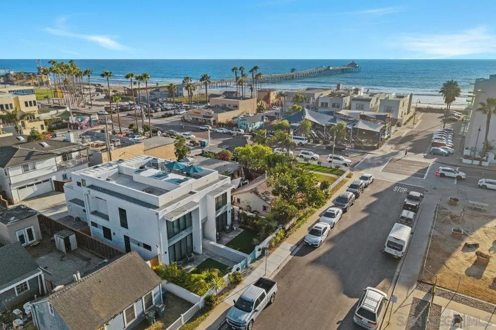 119 Date Ave Imperial Beach, CA 91932
