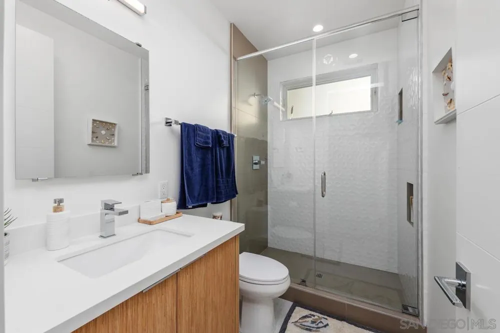 119 Date Ave Imperial Beach, CA 91932